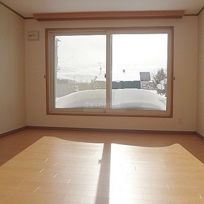 detached この地域の土地参考価格
北海道美唄市西二条南7丁目3-3