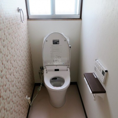 自動開閉式トイレ