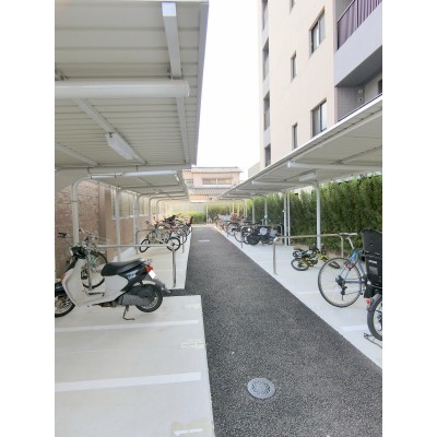 出し入れラクラクのサイクルポートは全邸分ご用意♪