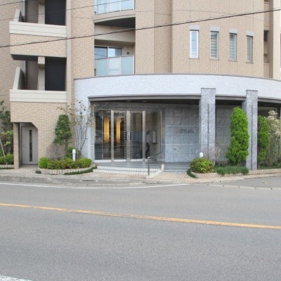 前面道路!