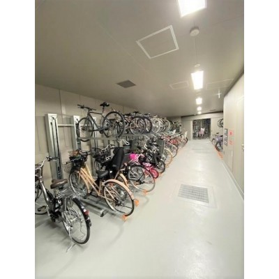 自転車の出し入れがしやすいサイクルラック付きです!