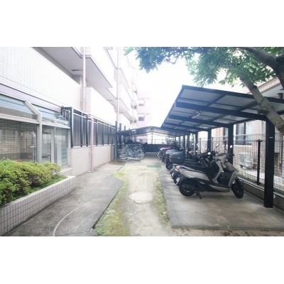 屋根付き駐輪場!