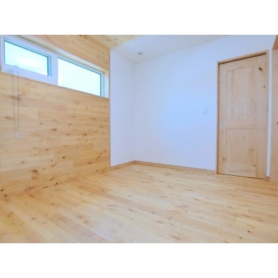 6帖の洋室はご夫婦の寝室としてどうぞ!