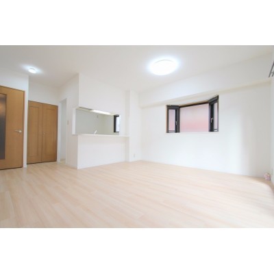 南東角部屋、2面採光のリビング♪