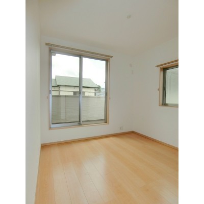 4.5帖の洋室はお子様部屋にピッタリ!