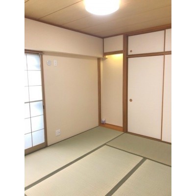 いぐさの香りを感じる和室!