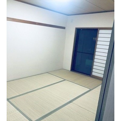 やっぱり和室は落ち着きますね♪