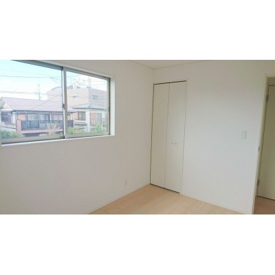 5.7帖の洋室は子供部屋にピッタリ!