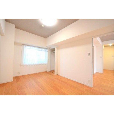 約6.8帖とゆとりのあるお部屋は寝室にGOOD!!