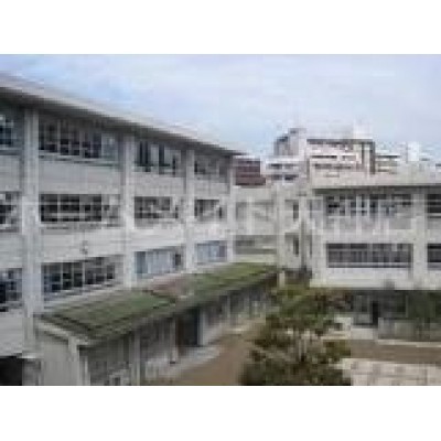 福岡市立警固小学校