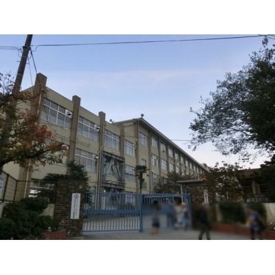 福重小学校まで徒歩5分