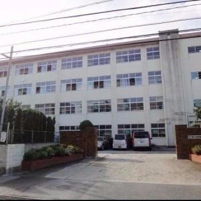 原北中学校まで徒歩約7分