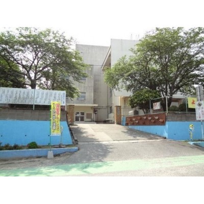入部小学校
