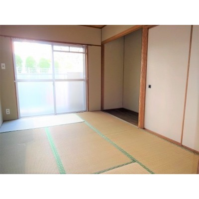 板の間付きの和室