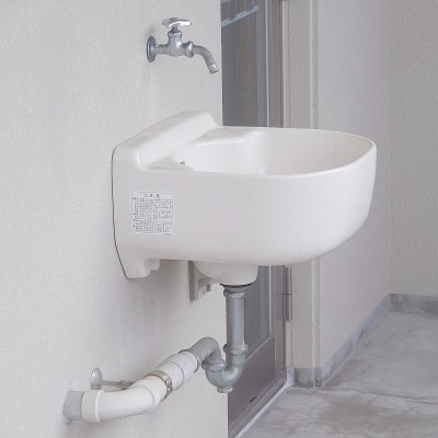 バルコニーにも手洗い付きです!