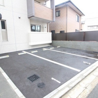 やっぱり平面駐車場が便利です♪
