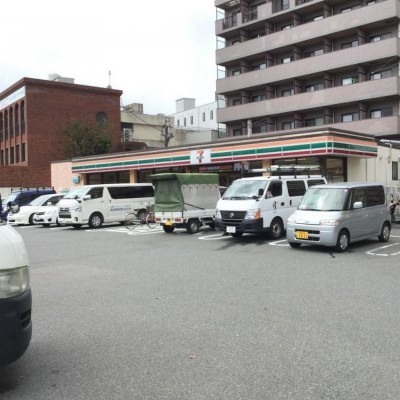 セブンイレブン福岡福浜2丁目店 徒歩5分