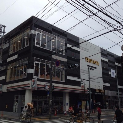 TSUTAYA福岡西新店 徒歩17分