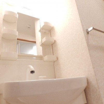 シャンプードレッサーで洗面台も大きく使いやすい♪