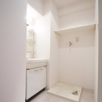 シャンプードレッサーで洗面台も広くてう使いやすい♪
