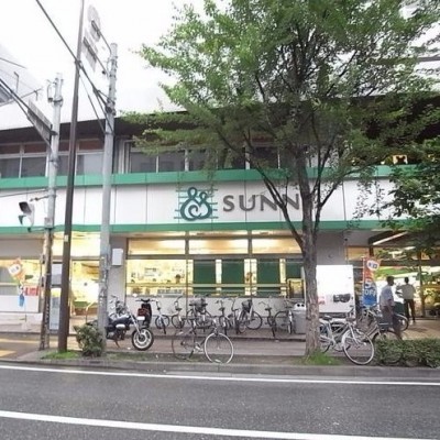 サニー赤坂店 徒歩4分