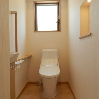 ゆったりとしたトイレスペース
