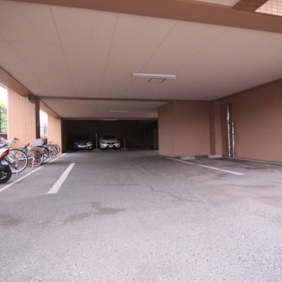 敷地内駐車場