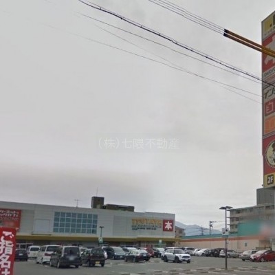 TSUTAYA前原店