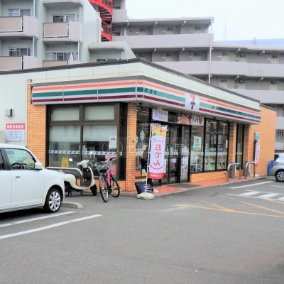 セブンイレブン徒歩3分♪