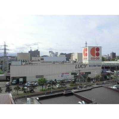 サンキLUCY店