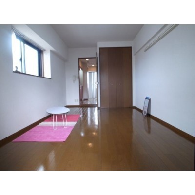 写真は別部屋のものです