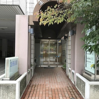 ビル出入口