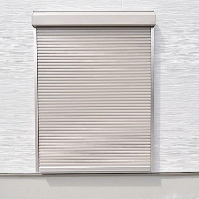 外出時や災害などに便利な室内から開閉可能なシャッター