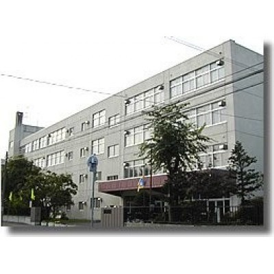 札幌市立東園小学校まで443m