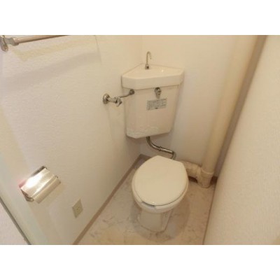 シンプルで使いやすいトイレです