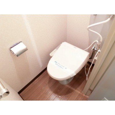 ゆったりとした空間のトイレです