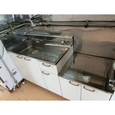 コンパクトなキッチンで掃除もラクラク