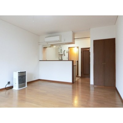 広々とした洋室です