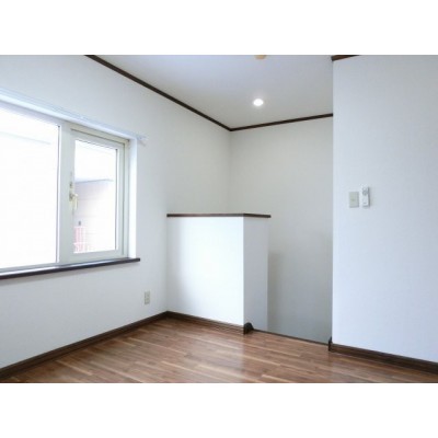 広々とした洋室です