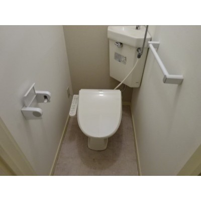 清潔感のあるトイレです