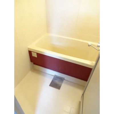 ゆったり過ごせるお風呂です