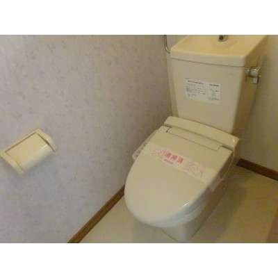 コンパクトで使いやすいトイレです