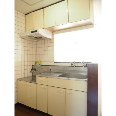 落ち着いた色調のトイレです