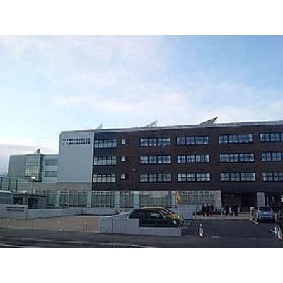 札幌市立北白石小学校まで846m