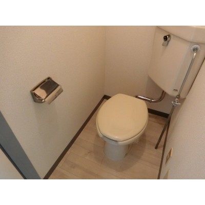 清潔感のあるトイレです