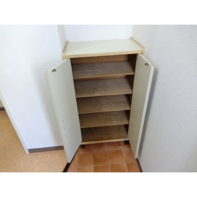 シンプルで使いやすい玄関です