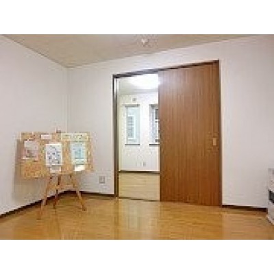 こちらの居間で趣味の時間をお楽しみください