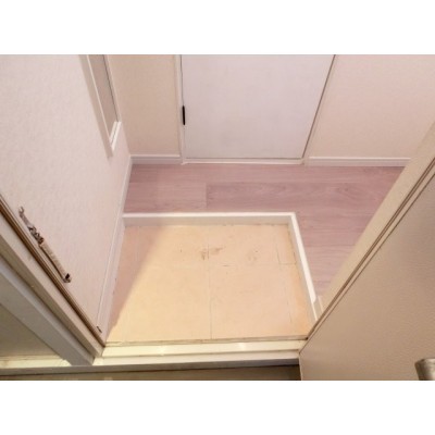 毎日通る玄関はこちらです