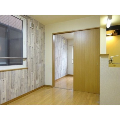 こちらの居間で趣味の時間をお楽しみください