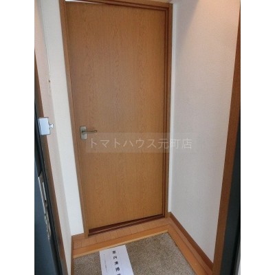 シンプルで使いやすい玄関です